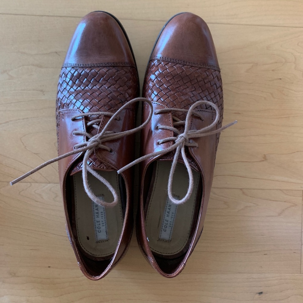 Cole Haan classic brown woven loafers